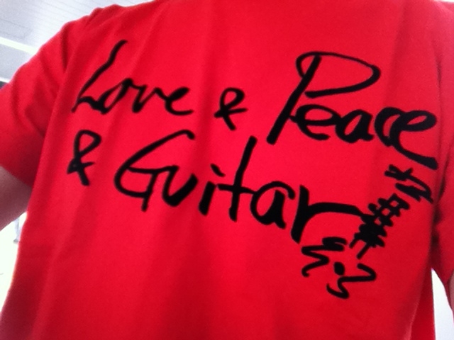 Love&Peace&Guitar.JPG